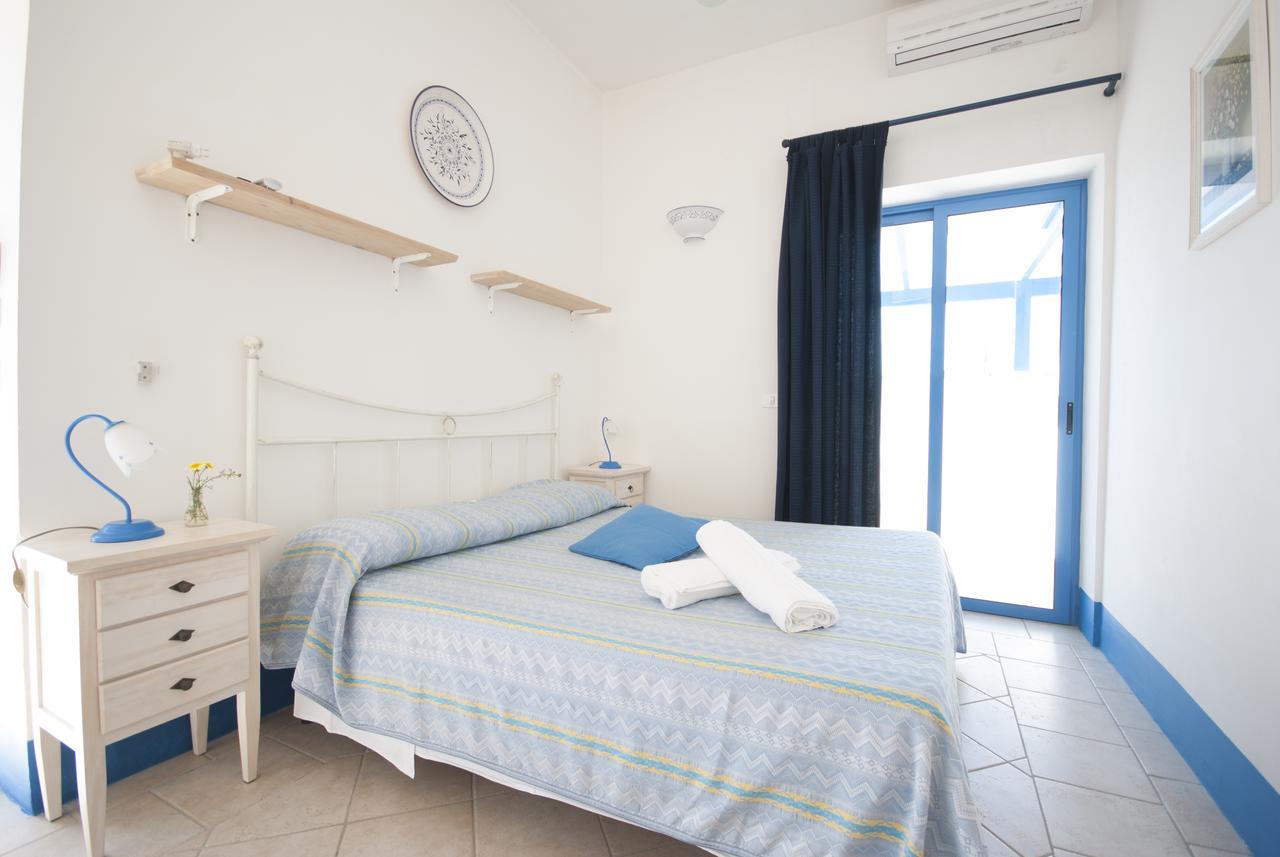 Villa Flora Studios & Apartments Conca Specchiulla Ngoại thất bức ảnh