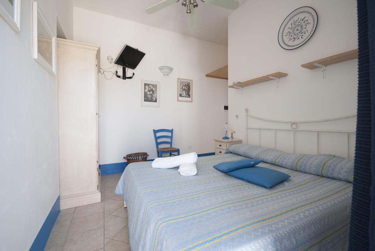Villa Flora Studios & Apartments Conca Specchiulla Ngoại thất bức ảnh